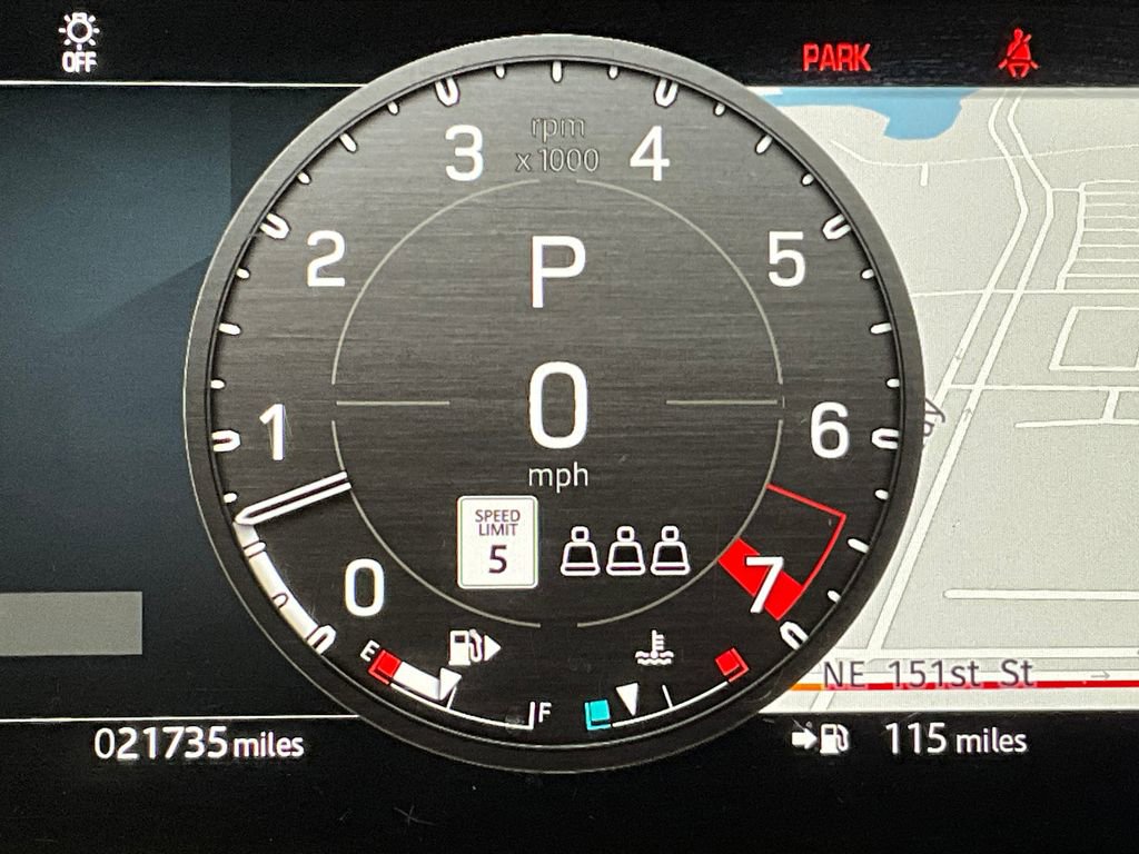 Certified 2024 Land Rover Defender 110 X-Dynamic SE AWD/4WD image 17