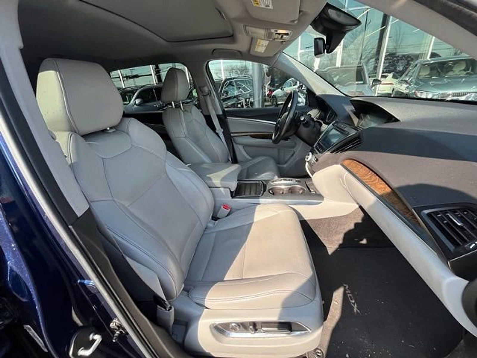 Used 2020 Acura MDX SH-AWD w/ Technology Package image 11