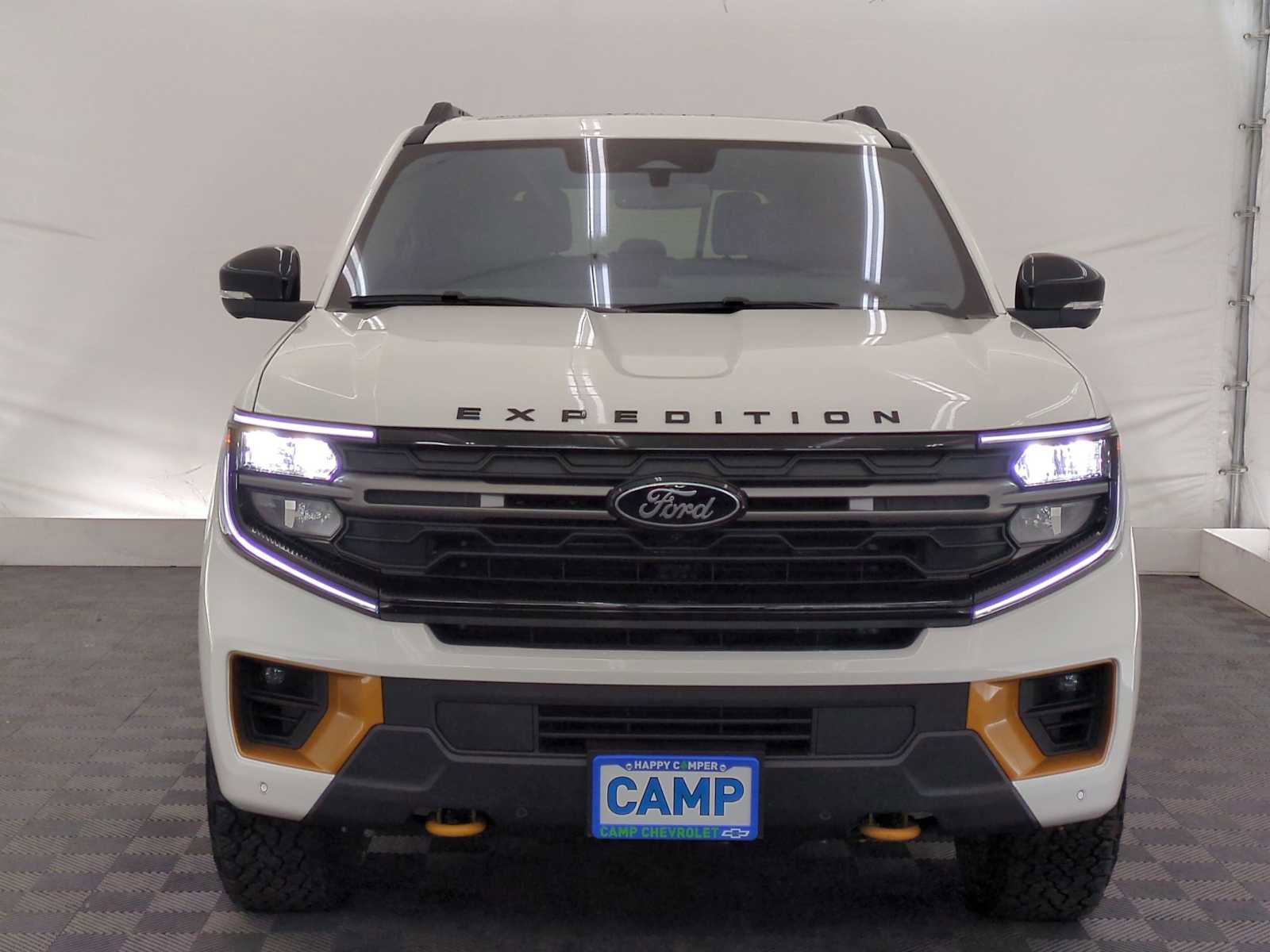 Used 2025 Ford Expedition Tremor AWD/4WD image 8