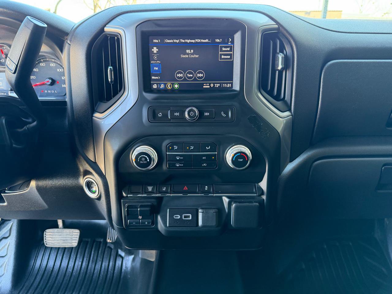 Used 2024 GMC Sierra 3500 Pro w/ Convenience Package image 37