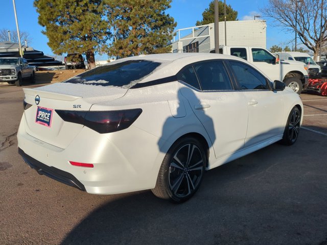 Used 2022 Nissan Sentra SR w/ SR Premium Package image 5