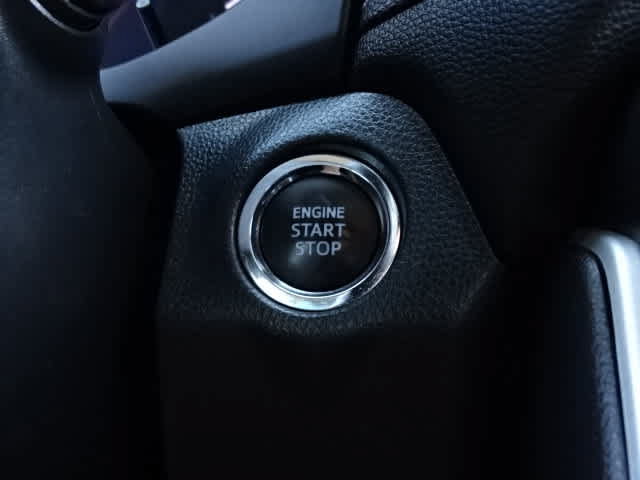 Used 2024 Toyota RAV4 XLE FWD image 30