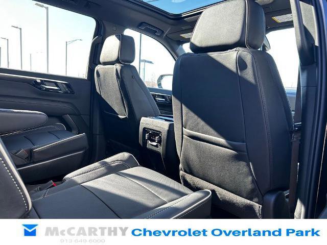 New 2026 Chevrolet Suburban Premier w/ Sun And Tow Package AWD/4WD image 27