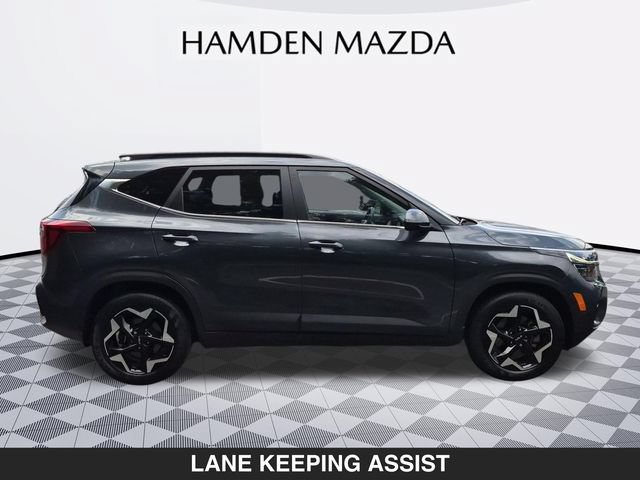 Used 2024 Kia Seltos EX AWD/4WD image 2
