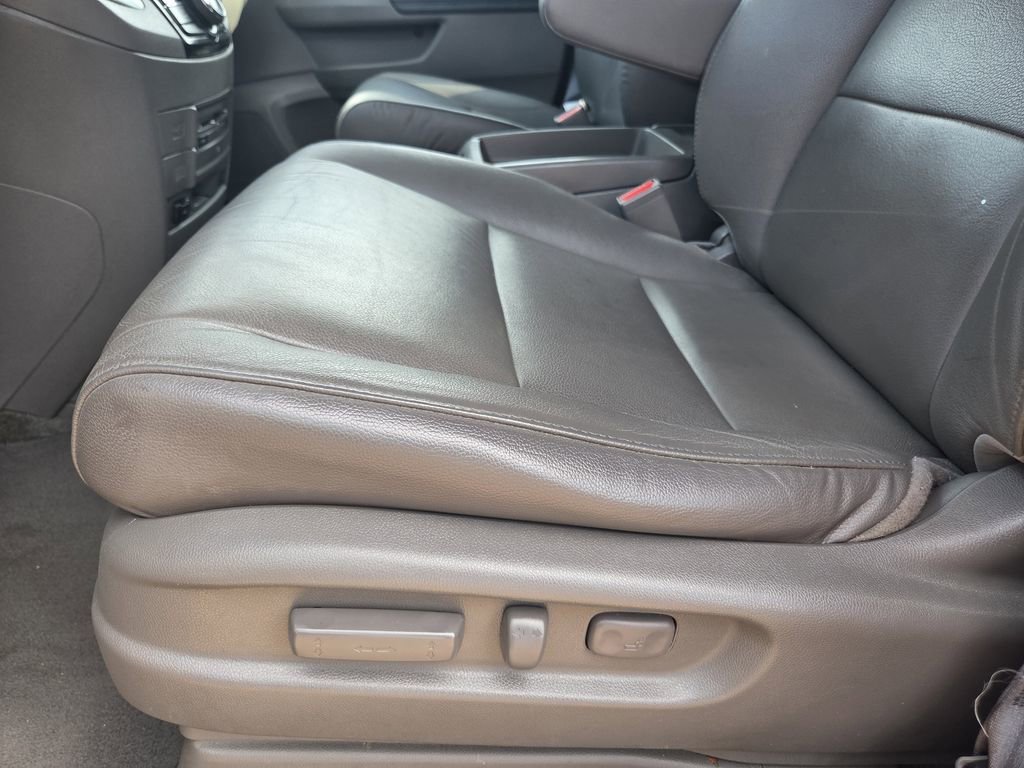 Used 2016 Honda Odyssey Touring image 15