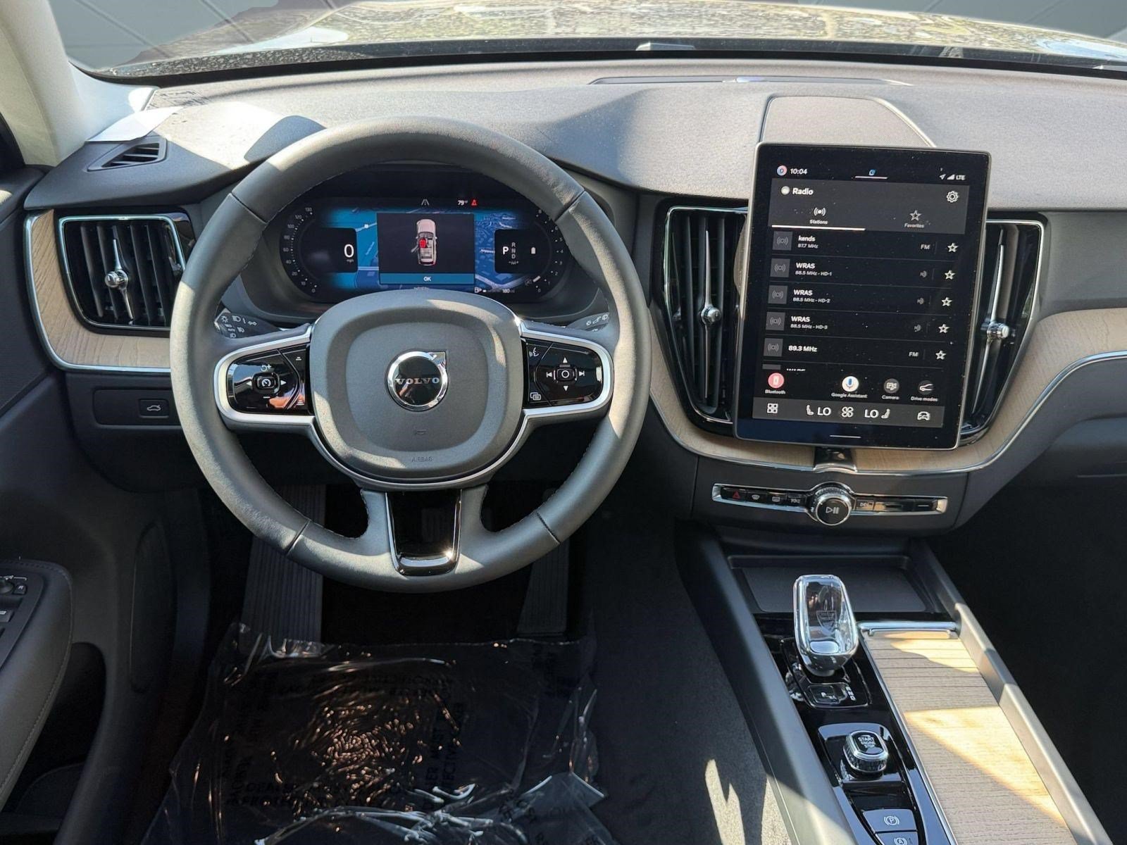 New 2026 Volvo XC60 B5 Core w/ Protection Package AWD/4WD image 29