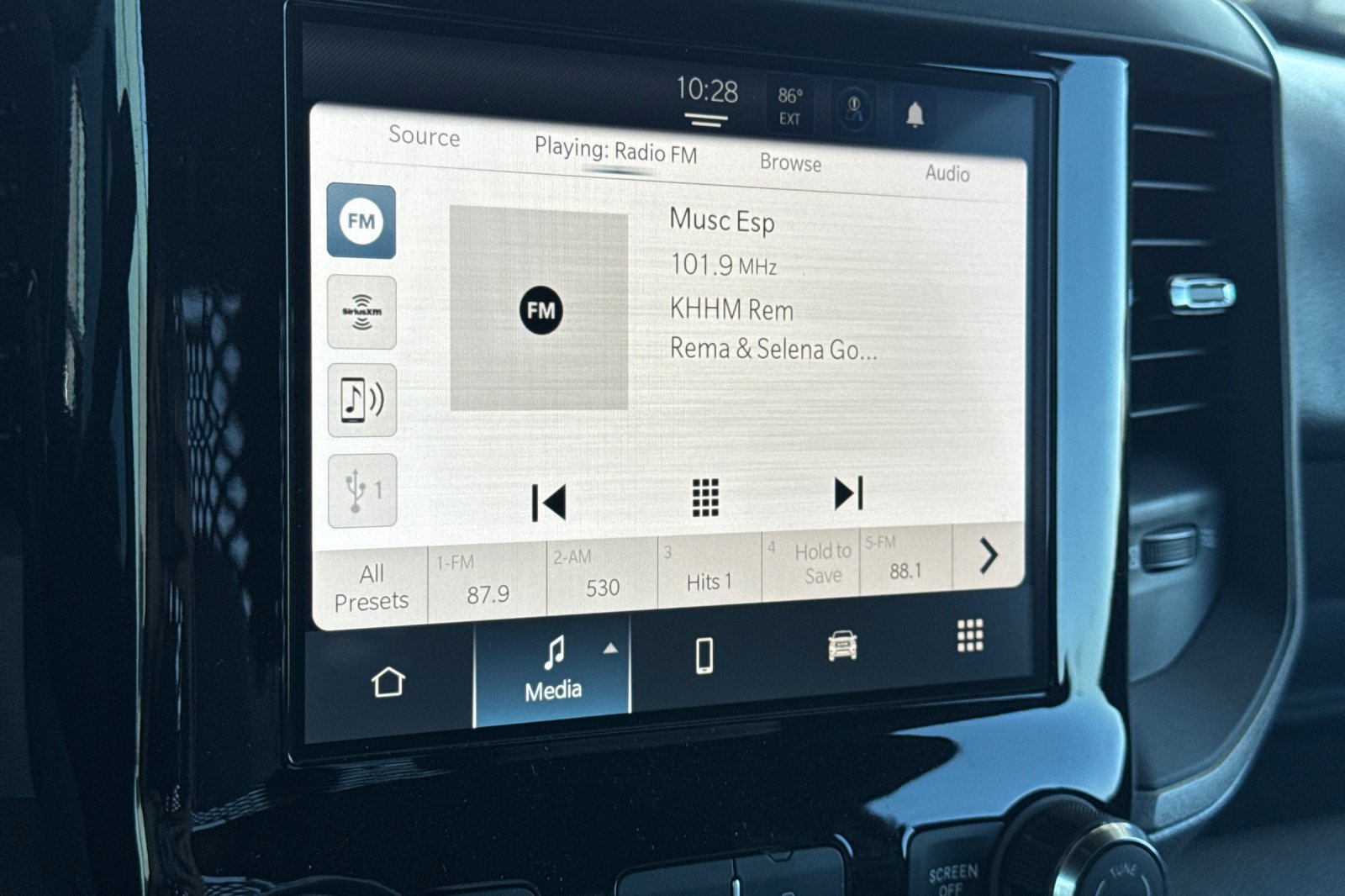 New 2026 RAM 5500 Tradesman w/ Chrome Appearance Group image 15