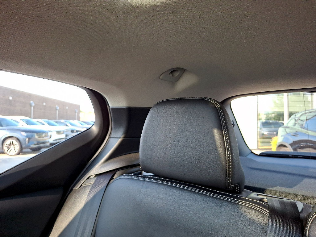 Certified 2026 Volvo XC40 B5 Plus AWD/4WD image 12
