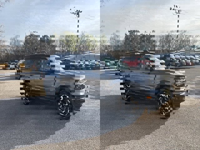 Used 2022 Ford Bronco Sport Outer Banks w/ Tech Package image 10