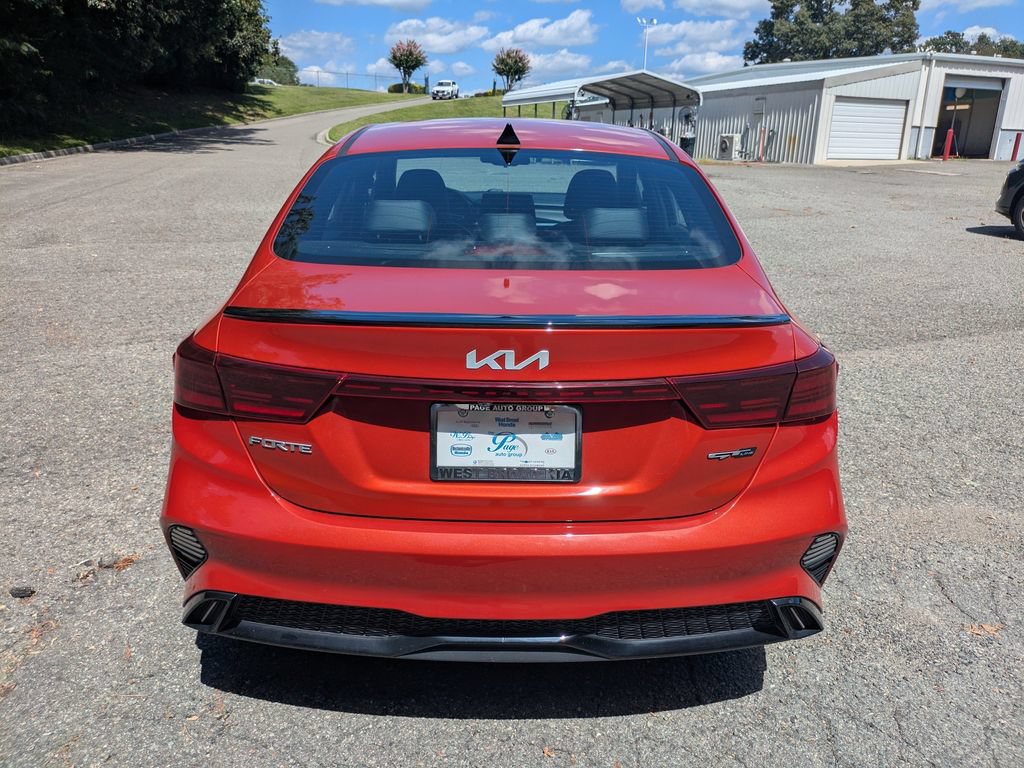 Used 2022 Kia Forte GT-Line w/ GT-Line Premium Package FWD image 5