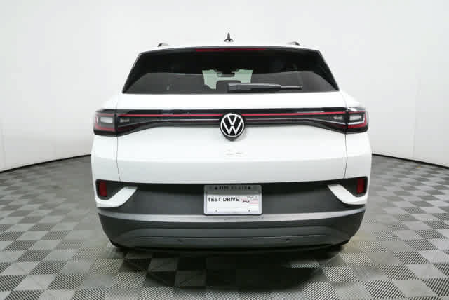 Used 2025 Volkswagen ID.4 Pro RWD image 28