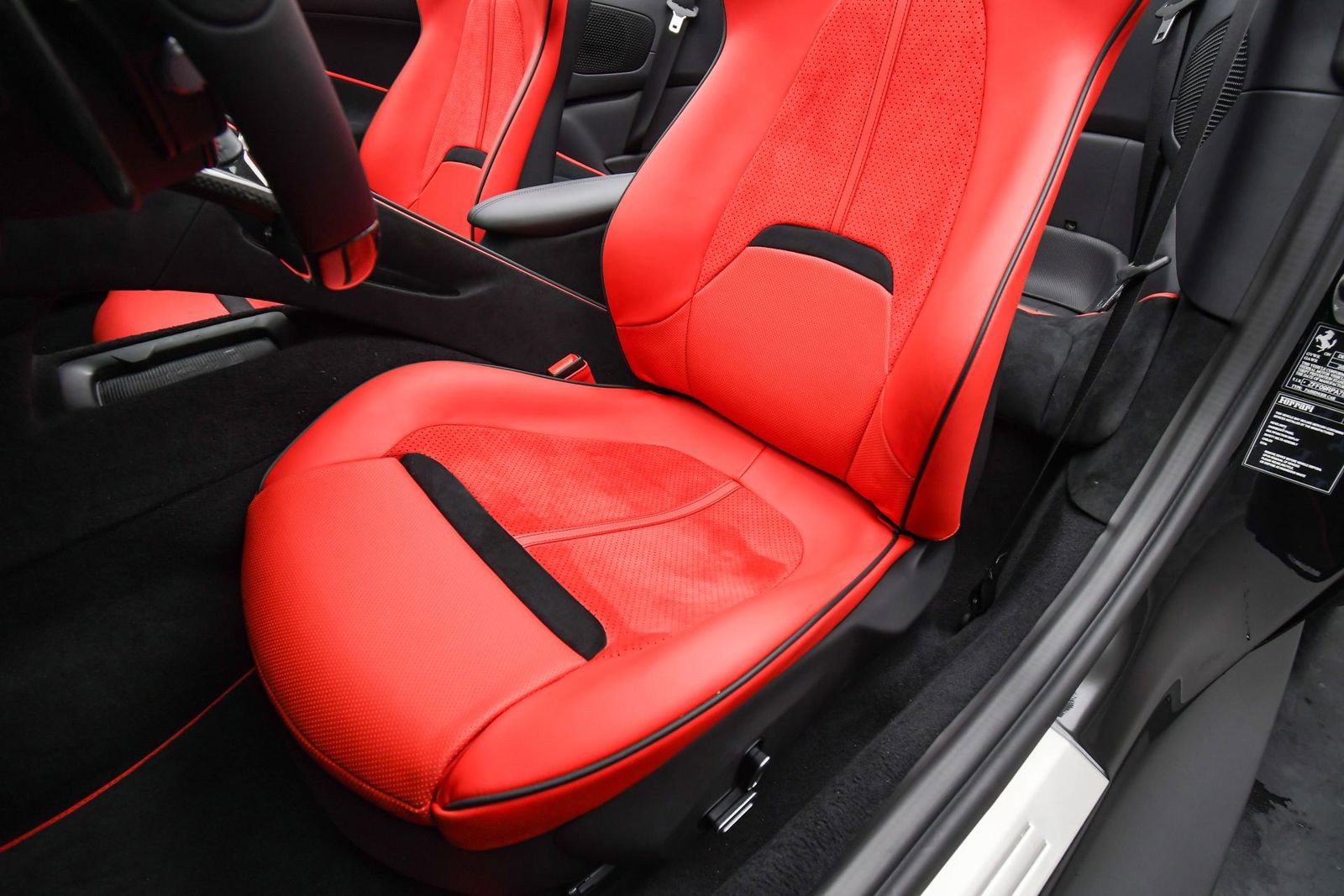 Certified 2025 Ferrari Roma Spider image 59