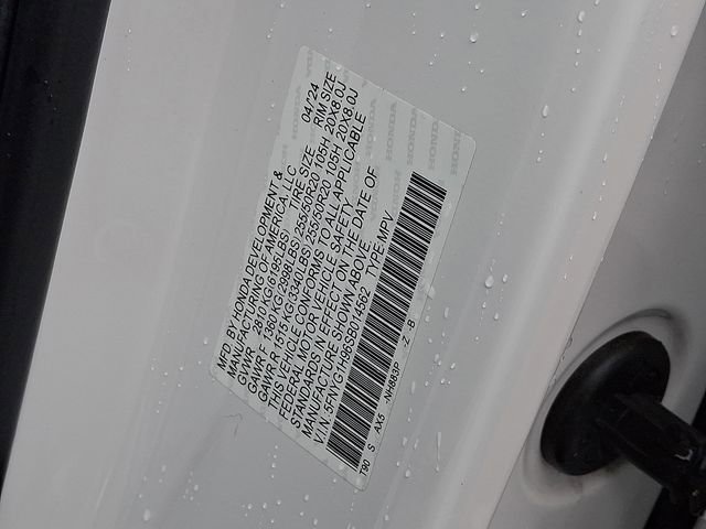 Certified 2025 Honda Pilot Black Edition image 30