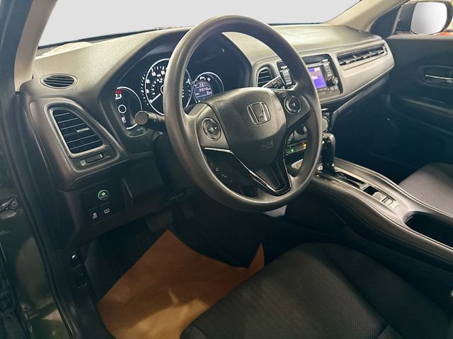 Used 2018 Honda HR-V LX image 10