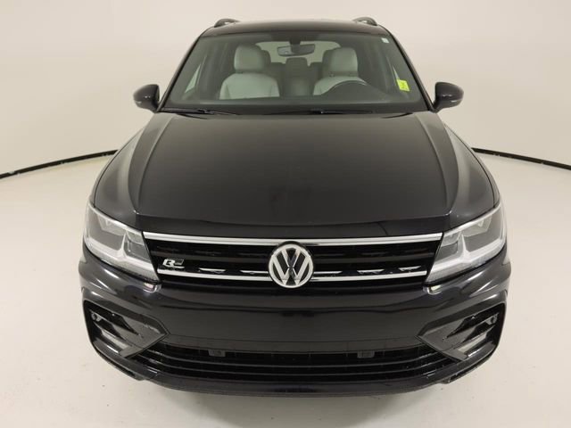 Used 2020 Volkswagen Tiguan SE R-Line image 8