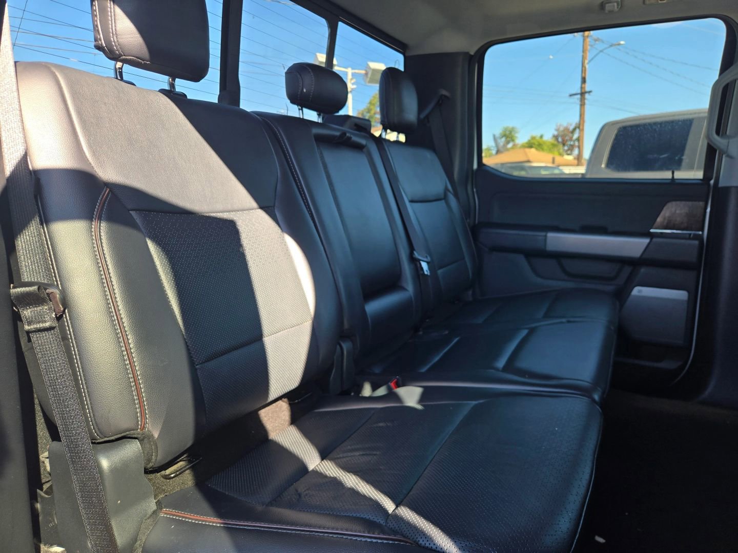 Used 2021 Ford F150 Lariat w/ Equipment Group 502A High image 17