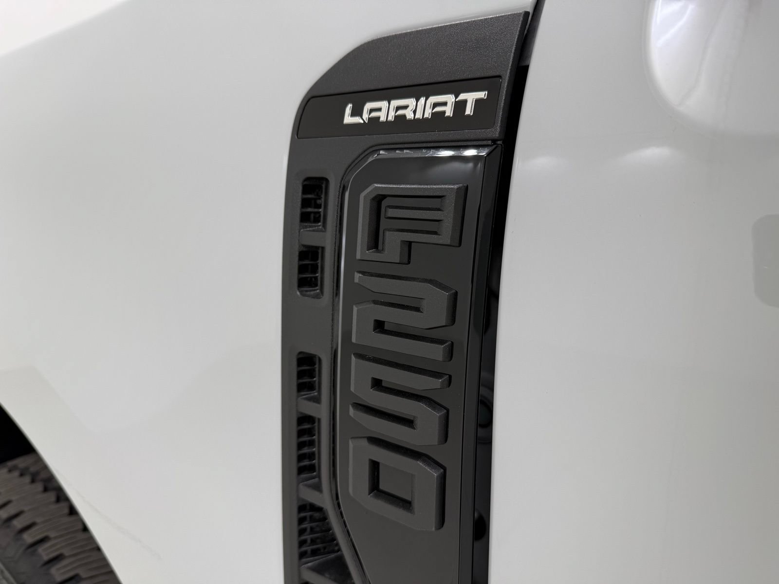 New 2026 Ford F250 Lariat w/ Black Appearance Package AWD/4WD image 14