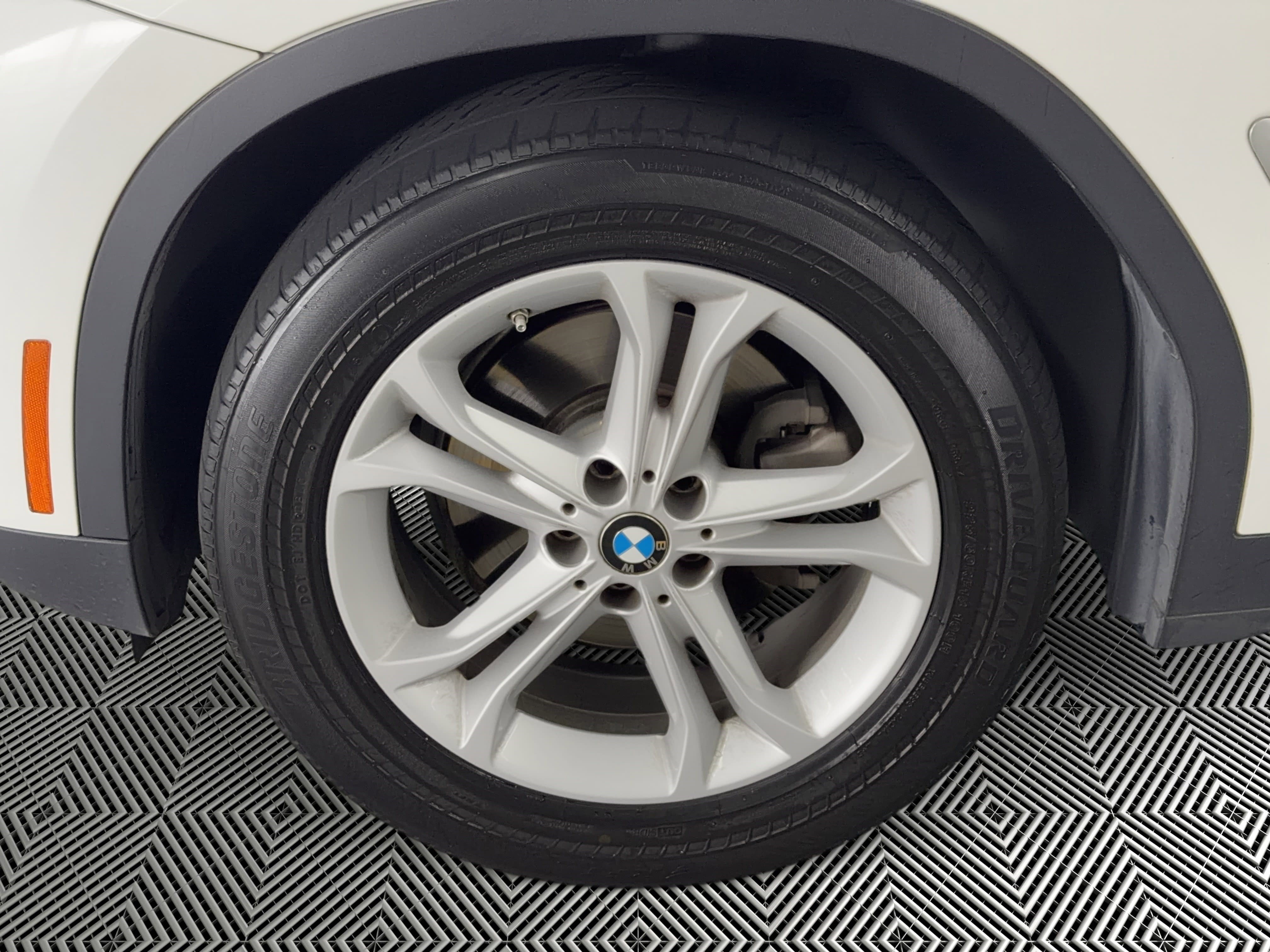 Used 2018 BMW X3 xDrive30i AWD/4WD image 12