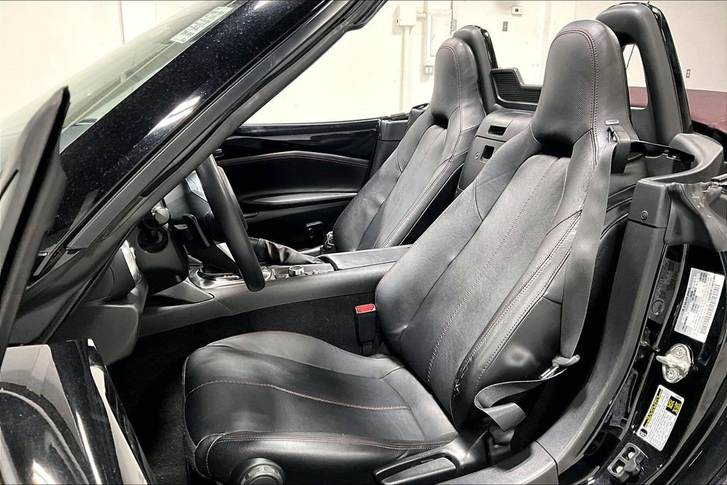 Used 2018 MAZDA MX-5 Miata Grand Touring image 30