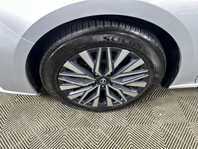 Used 2024 Nissan Altima 2.5 SV image 10