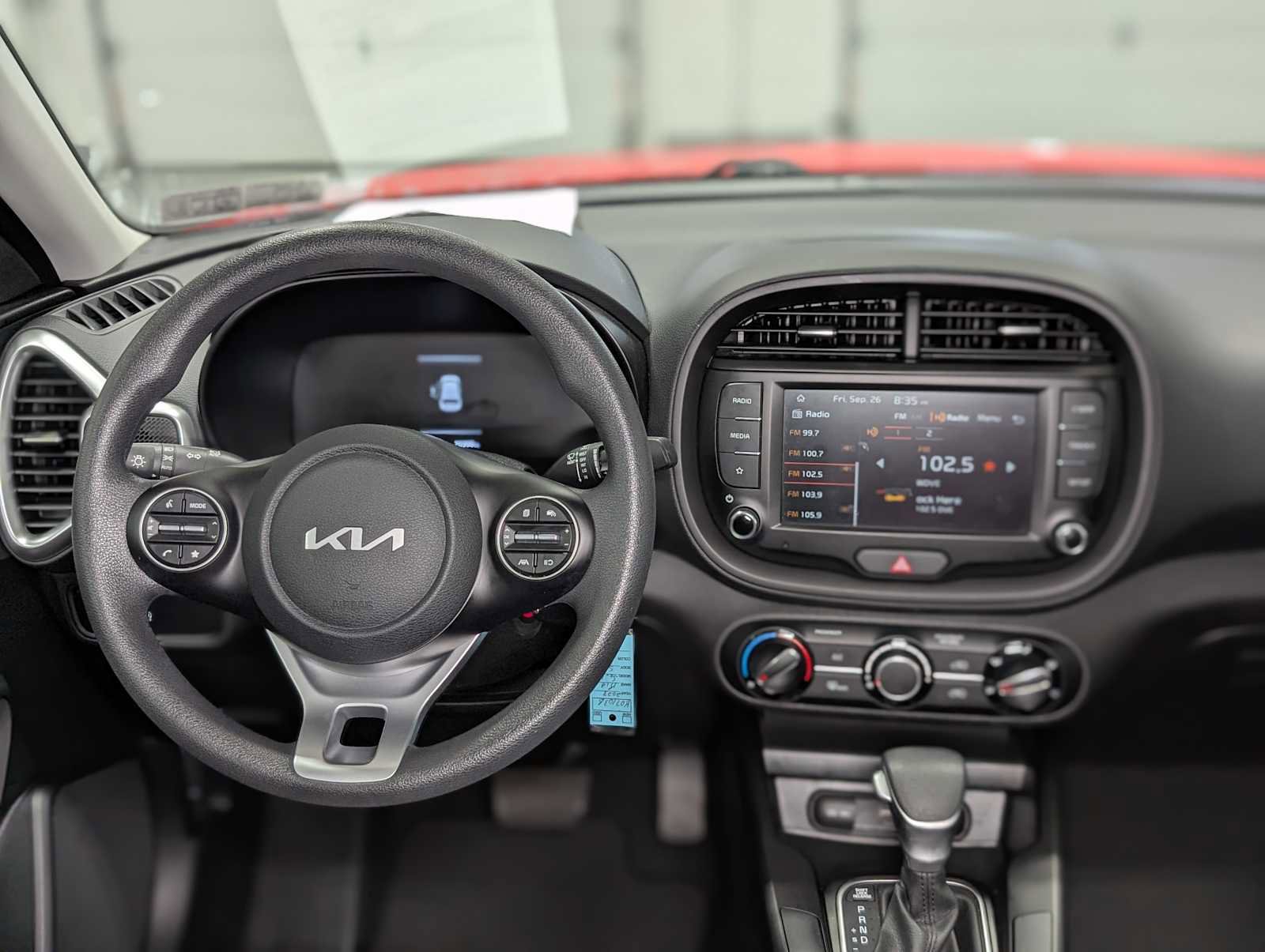 Certified 2023 Kia Soul LX w/ LX Technology Package image 5