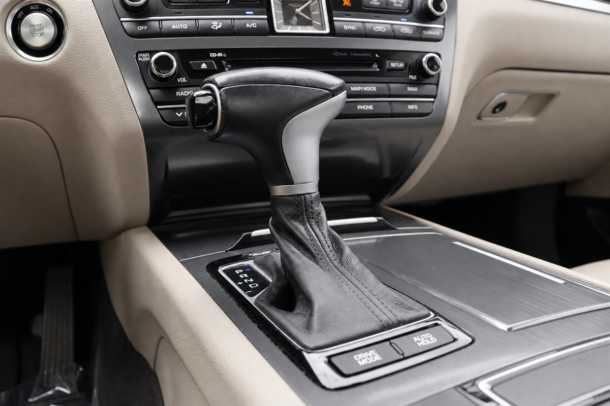 Used 2018 Genesis G80 3.8 RWD image 39