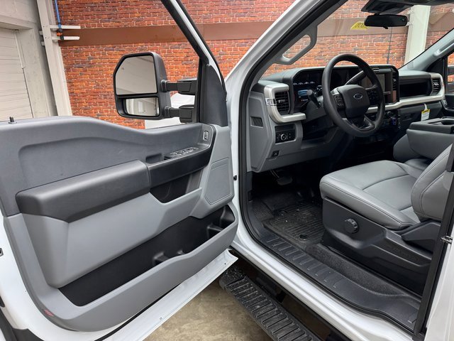New 2026 Ford F250 XL image 8