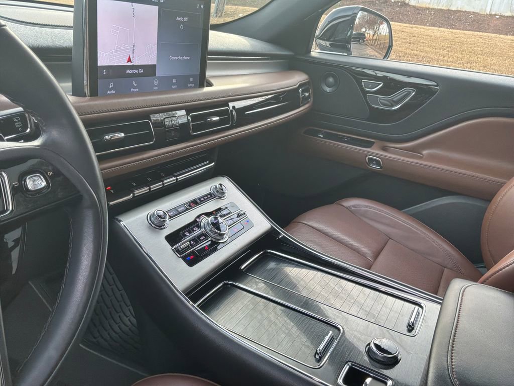 Certified 2024 Lincoln Aviator Reserve image 26