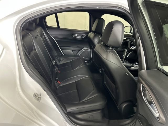 Used 2022 Alfa Romeo Giulia Ti image 27
