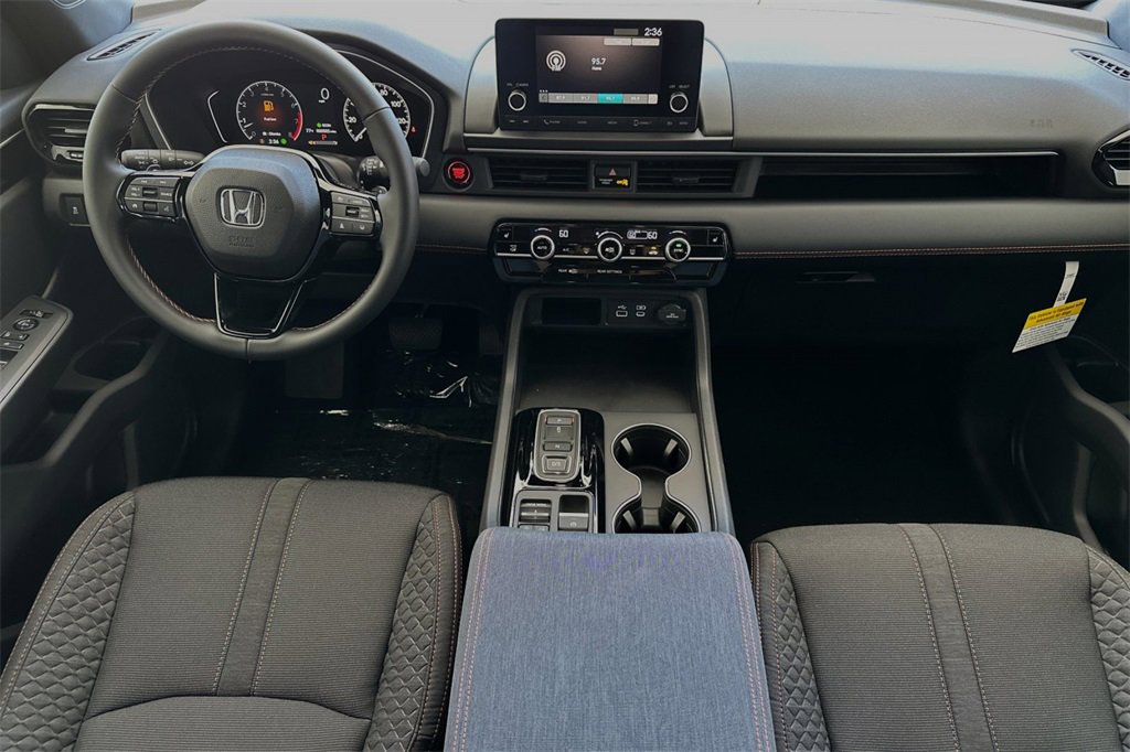 New 2025 Honda Pilot Sport image 12