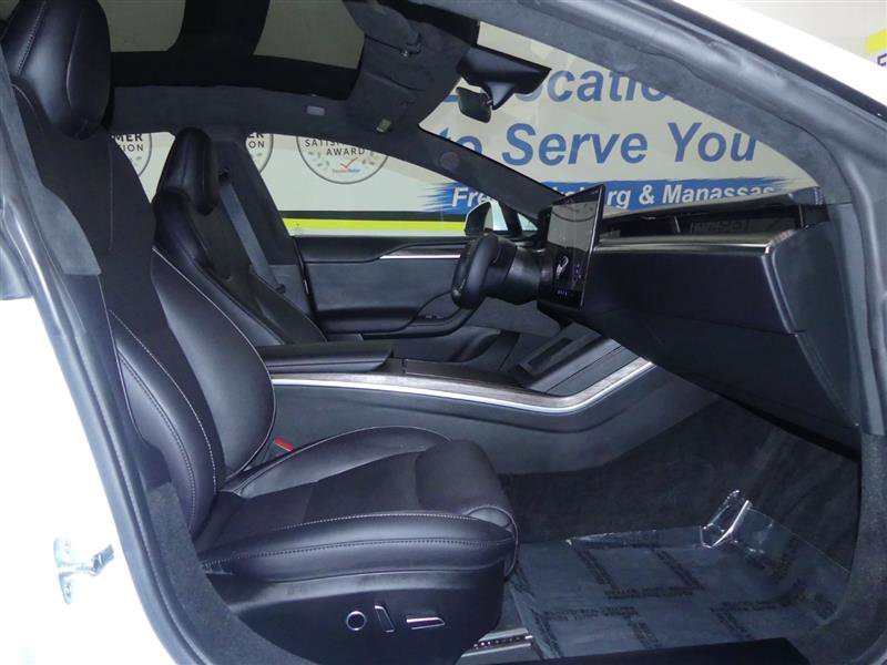 Used 2021 Tesla Model S Plaid image 6