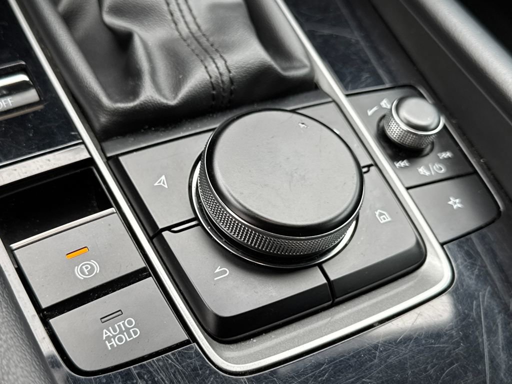 Used 2024 MAZDA MAZDA3 s image 31