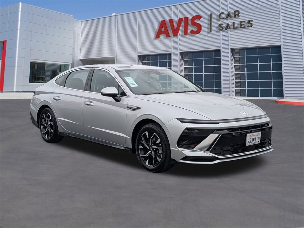 Used 2025 Hyundai Sonata SEL image 3