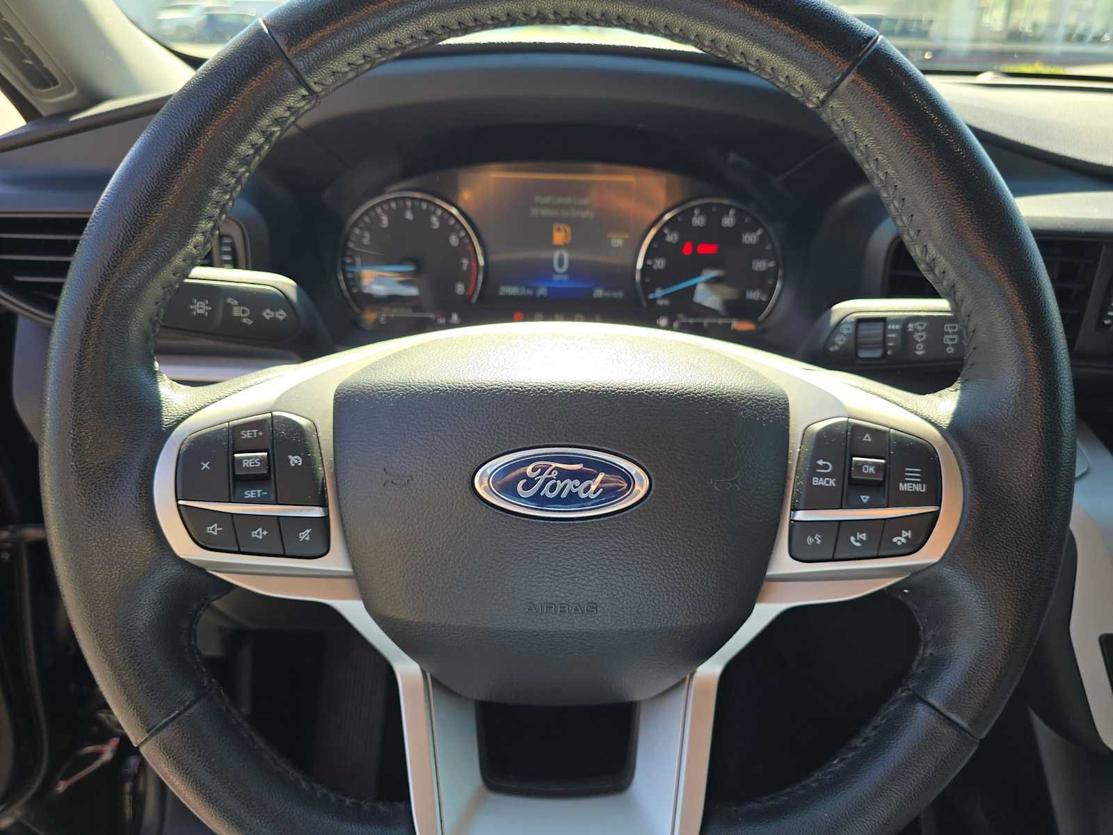 Used 2023 Ford Explorer XLT RWD image 24