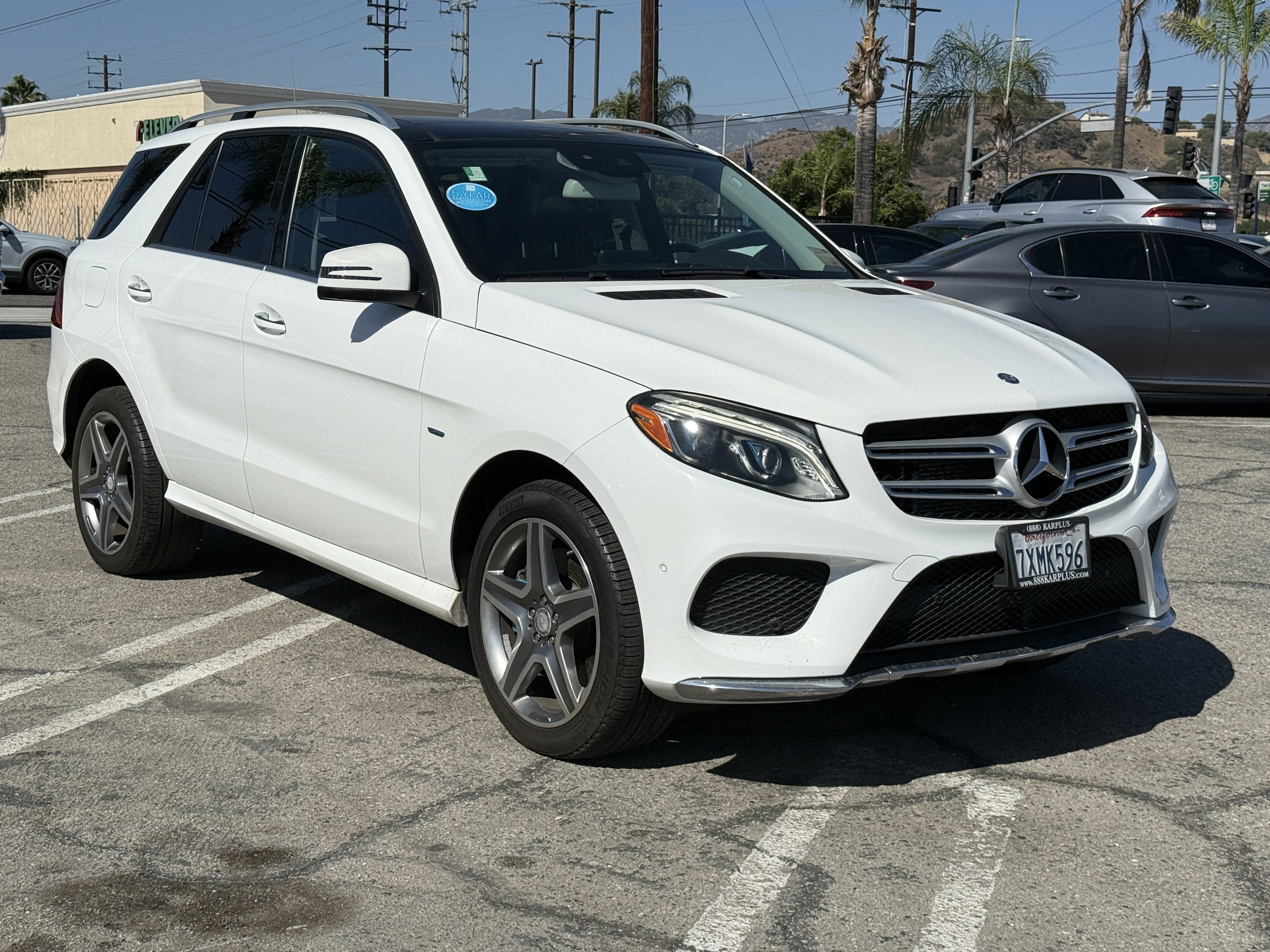 Used 2016 Mercedes-Benz GLE 550e 4MATIC w/ Lighting Package image 7