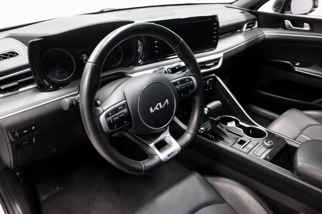 Used 2023 Kia K5 GT-Line image 25