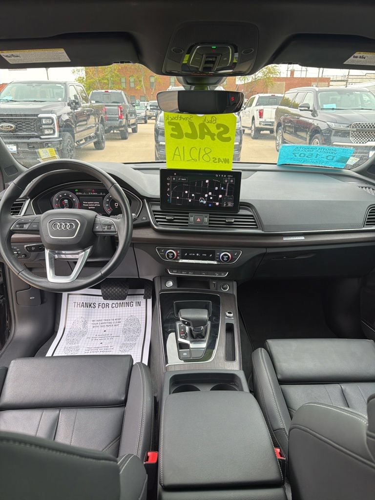 Used 2023 Audi Q5 2.0T Premium Plus w/ Premium Plus Package AWD/4WD image 12