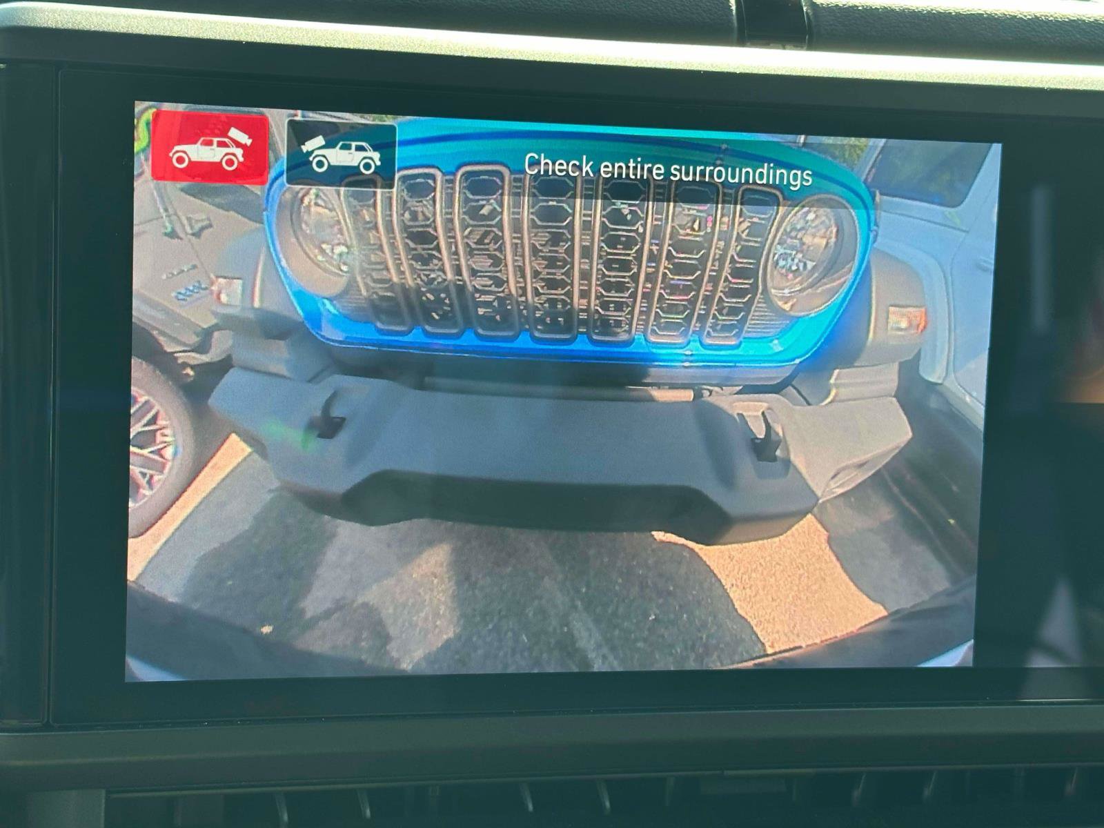 Used 2025 Jeep Wrangler Rubicon AWD/4WD image 24