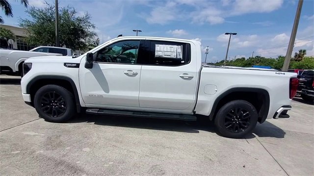 Used 2023 GMC Sierra 1500 Elevation w/ Preferred Package image 8