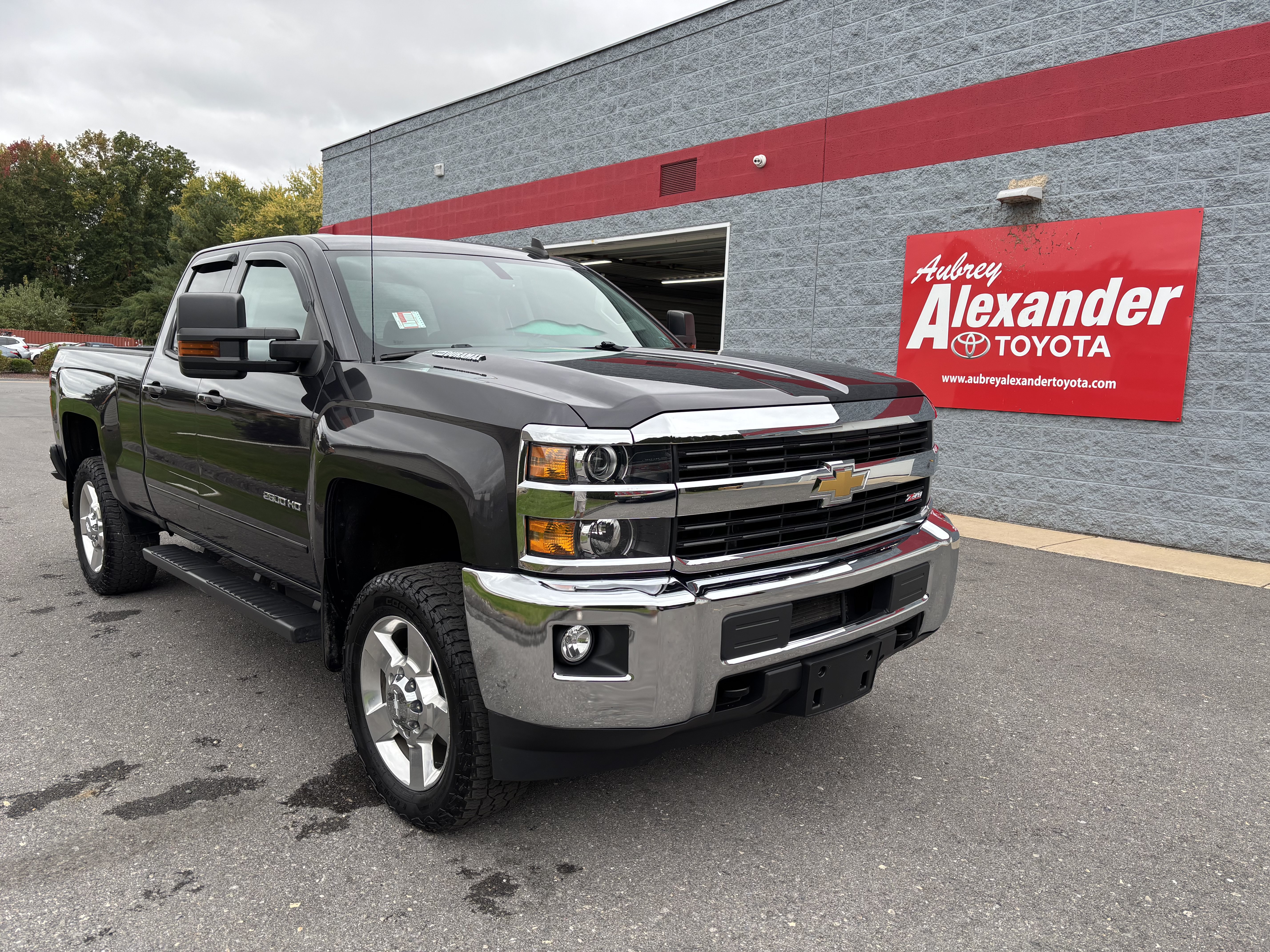 Used 2016 Chevrolet Silverado 2500 LT w/ LT Convenience Package AWD/4WD image 1
