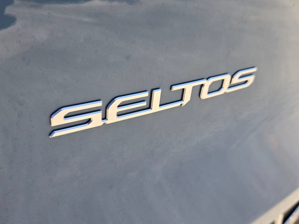 New 2027 Kia Seltos S FWD image 5