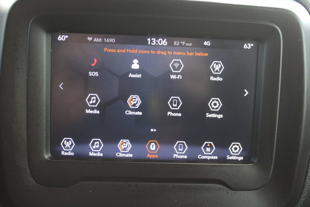 Used 2021 Jeep Renegade Latitude FWD image 41