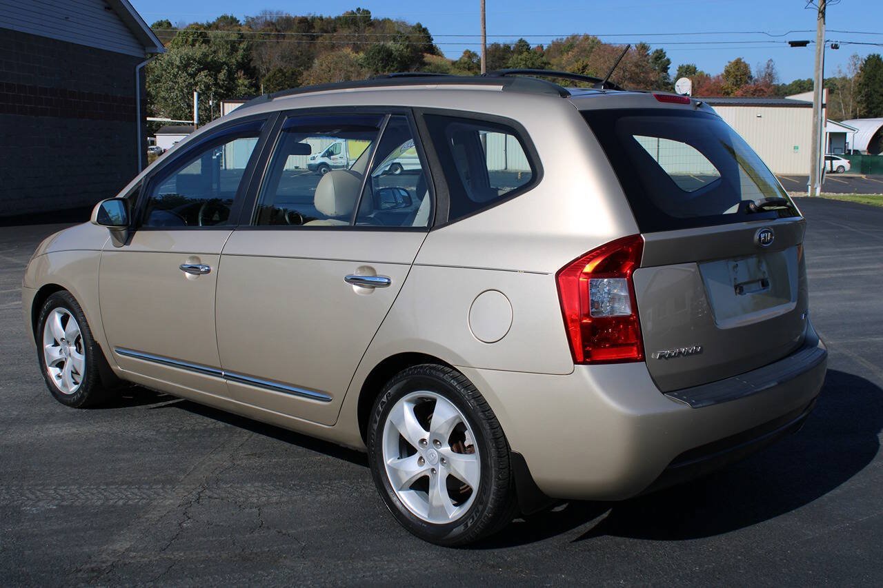 Used 2007 Kia Rondo EX w/ Premium Pkg FWD image 4