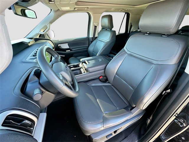 Used 2025 Ford Expedition Max Active image 21