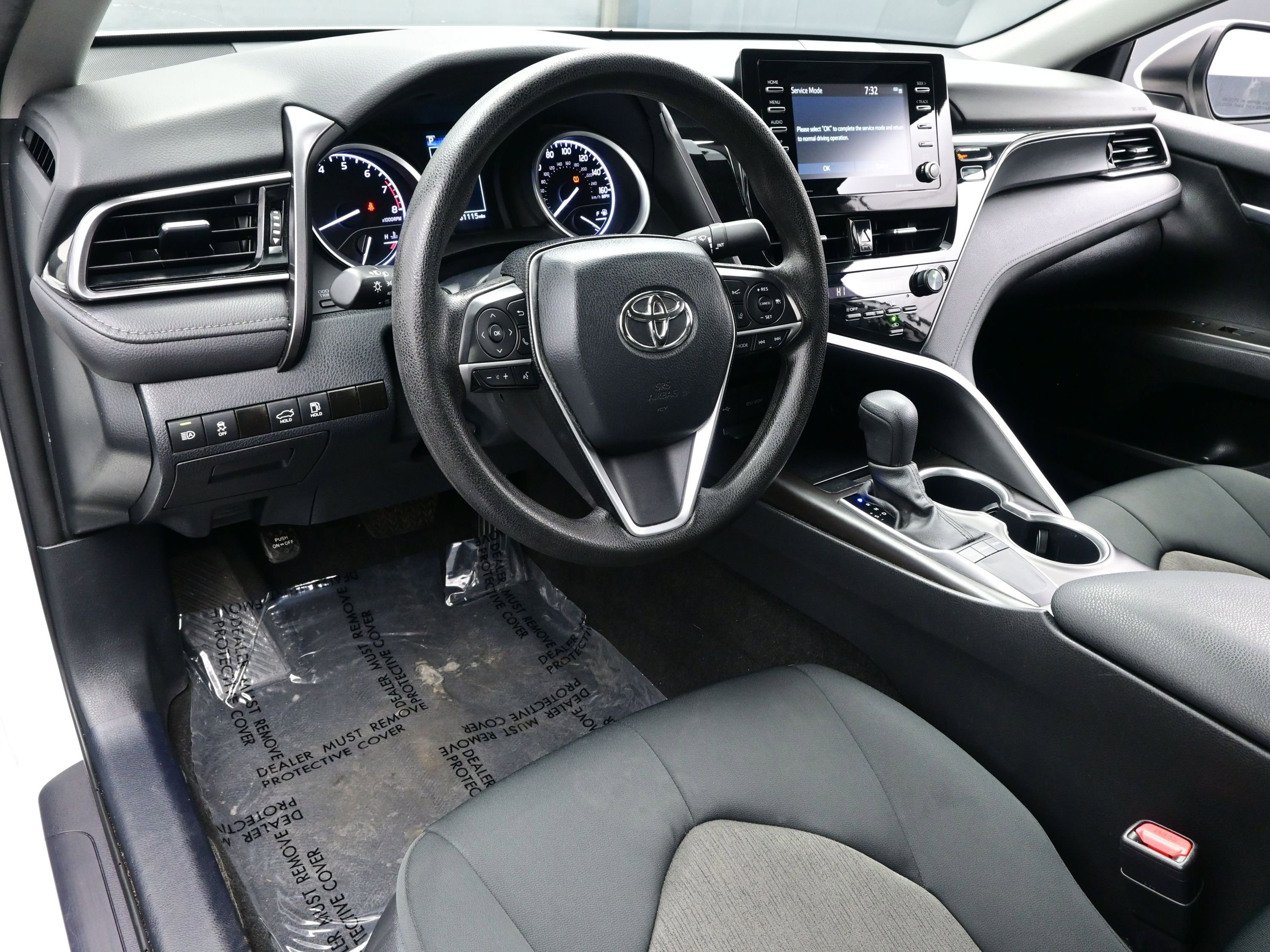 Used 2024 Toyota Camry LE image 13