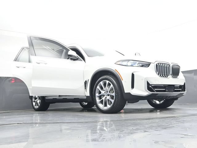 Certified 2026 BMW X5 xDrive40i w/ Premium Package AWD/4WD image 48