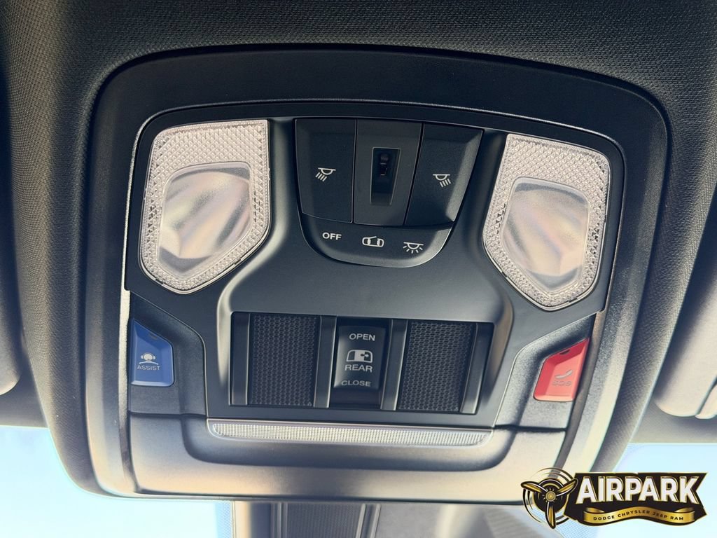 New 2026 RAM 1500 Warlock AWD/4WD image 30