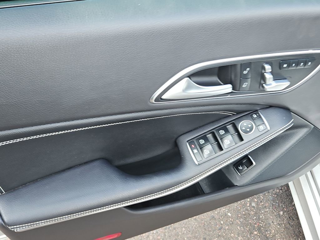 Used 2019 Mercedes-Benz CLA 250 image 10