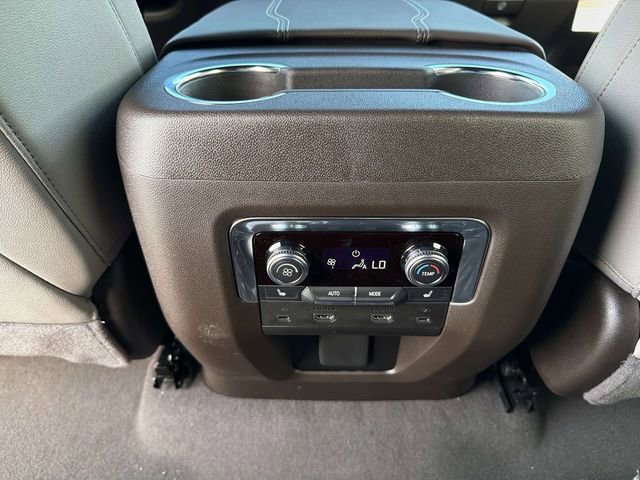 New 2026 GMC Yukon Elevation w/ Elevation Premium Package image 15