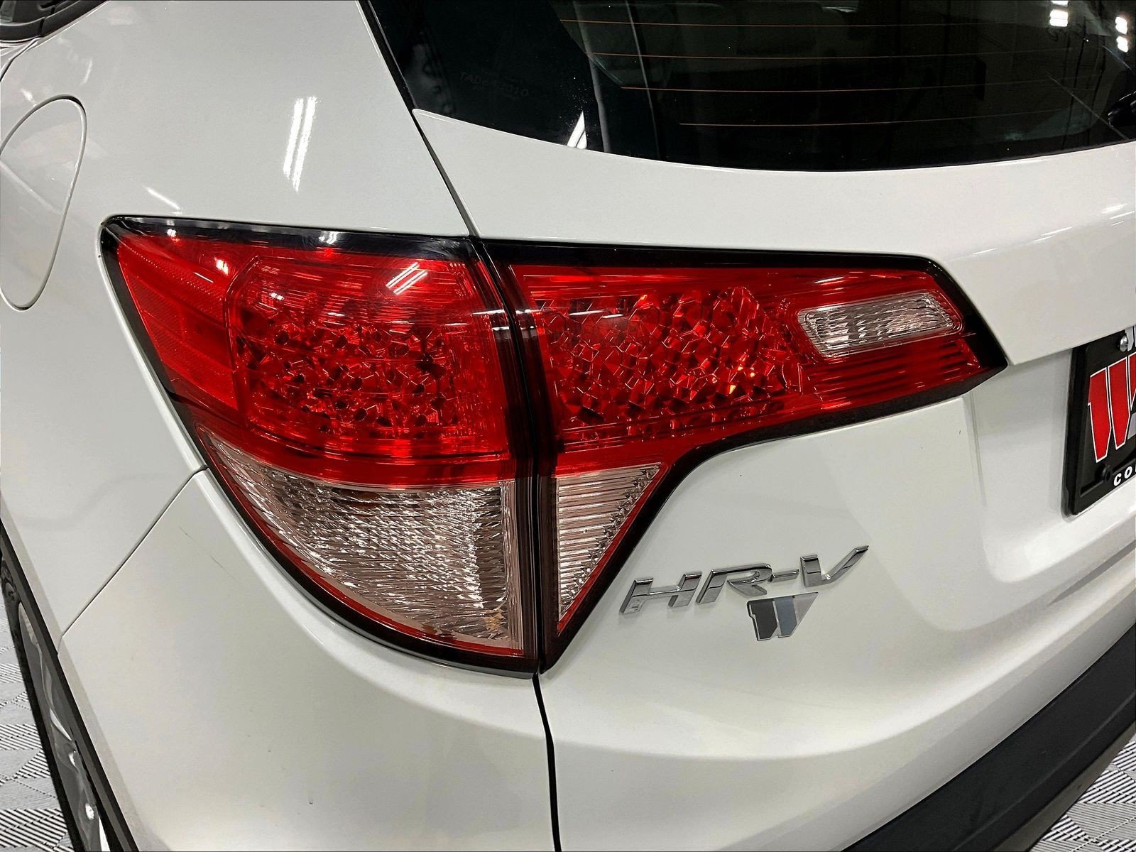 Used 2017 Honda HR-V LX image 23